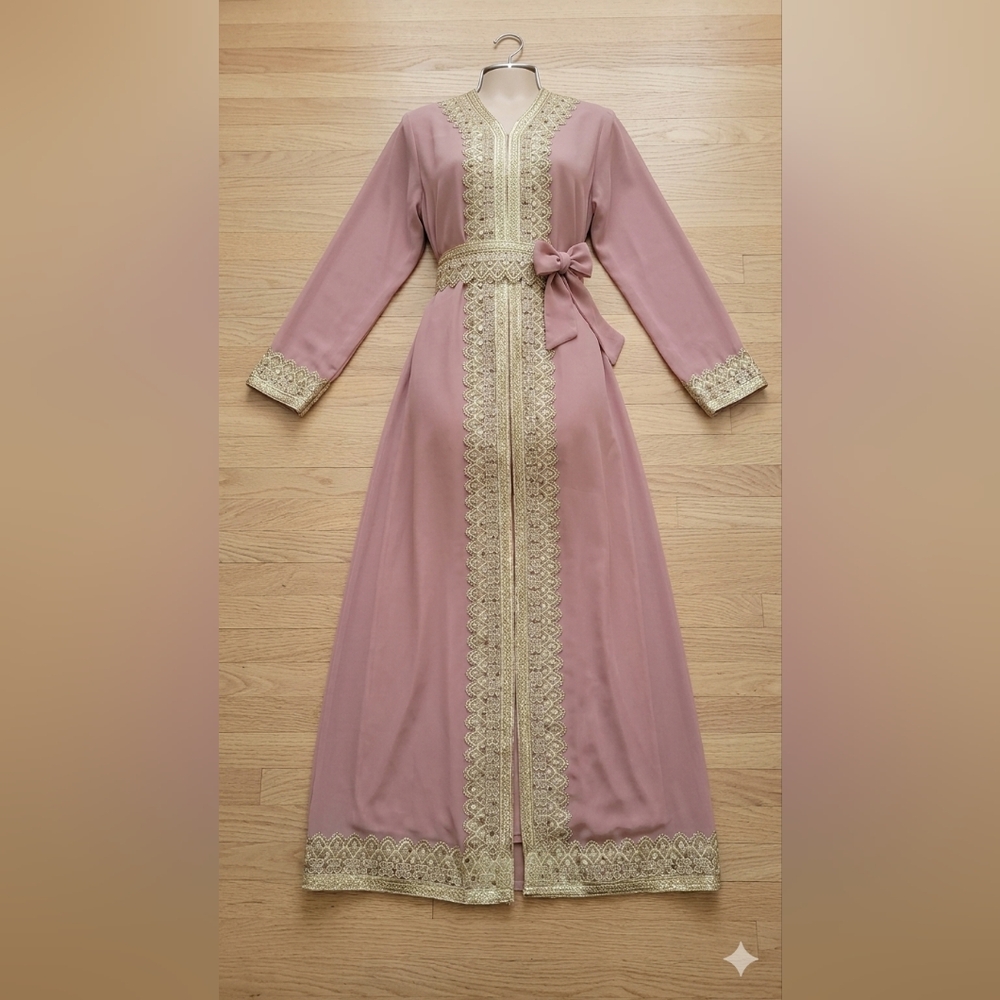 Mauve Embellished Ethnic Kaftan with Gold Trim
